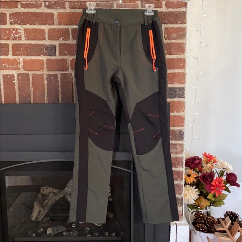 Athletic, fleece-lined waterproof outdoor pants